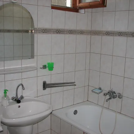 Pipacs Haz Holiday home Balatonlelle
